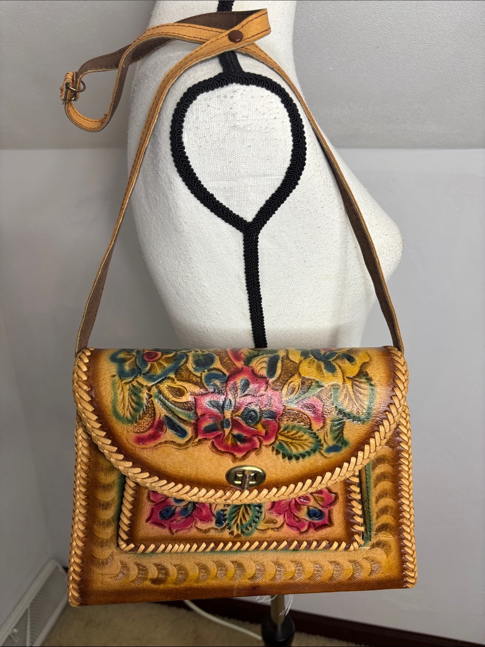Vintage Mexican Hand-Tooled Floral Leather Crossbody Bag - Tan Multicolor Floral - Picture 14 of 14